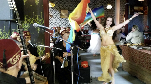 Buikdanseres en heerlijke lekkernijen