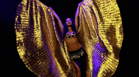 Buikdanseres winkelpromotie